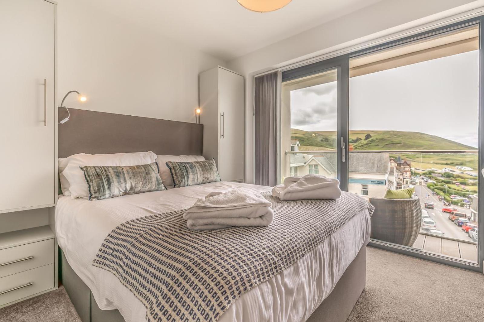 8 Woolacombe West - Luxury Apartment At Byron Woolacombe, Only 4 Minute Walk To Woolacombe Beach! מראה חיצוני תמונה
