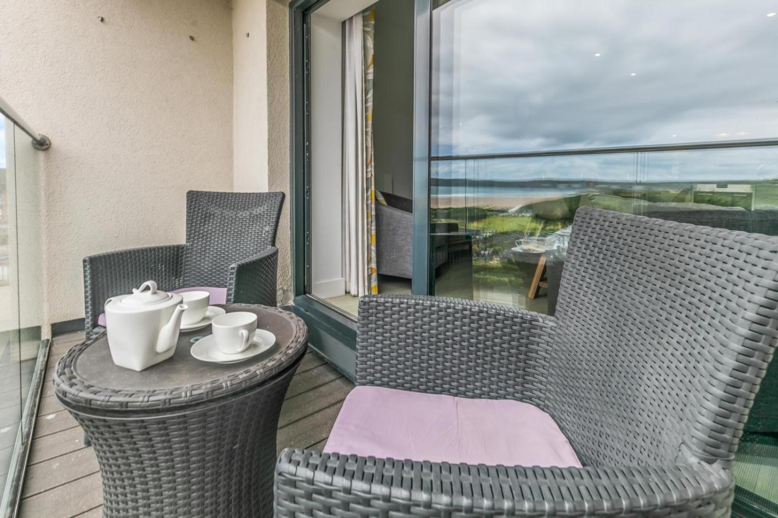 8 Woolacombe West - Luxury Apartment At Byron Woolacombe, Only 4 Minute Walk To Woolacombe Beach! מראה חיצוני תמונה